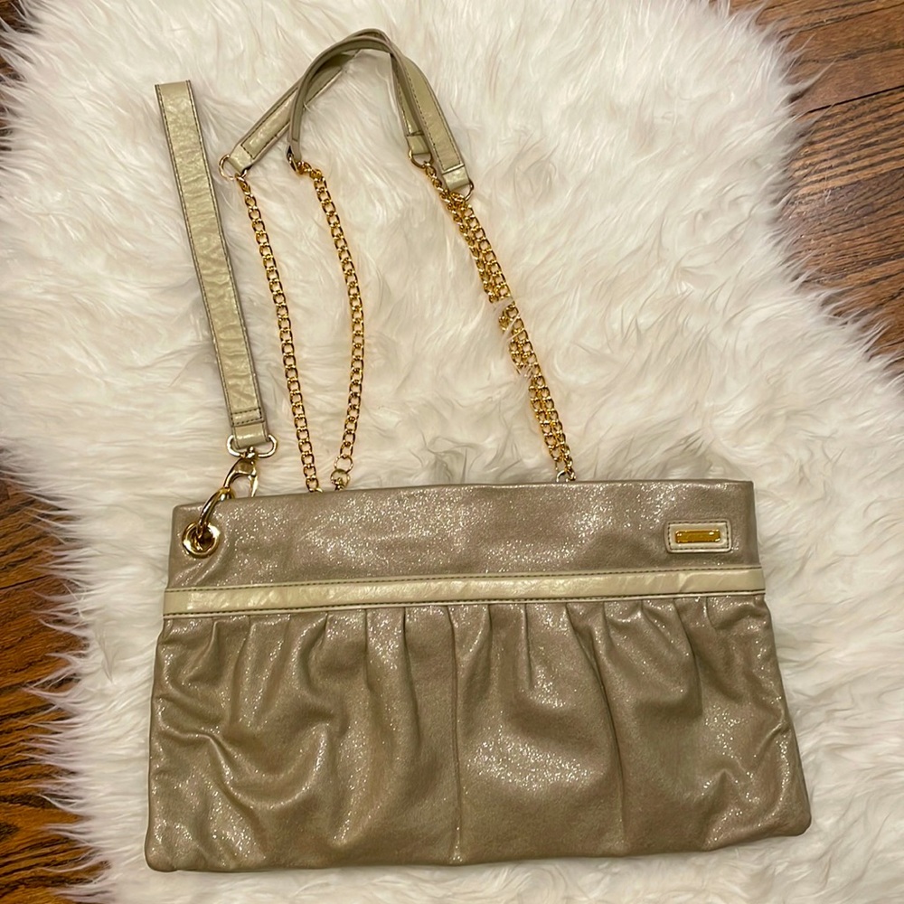 TAHARI purse clutch golden chain details and leather